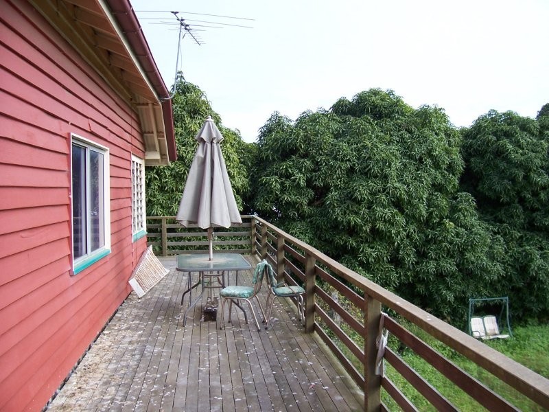 9 BETTY ST, Macleay Island QLD 4184