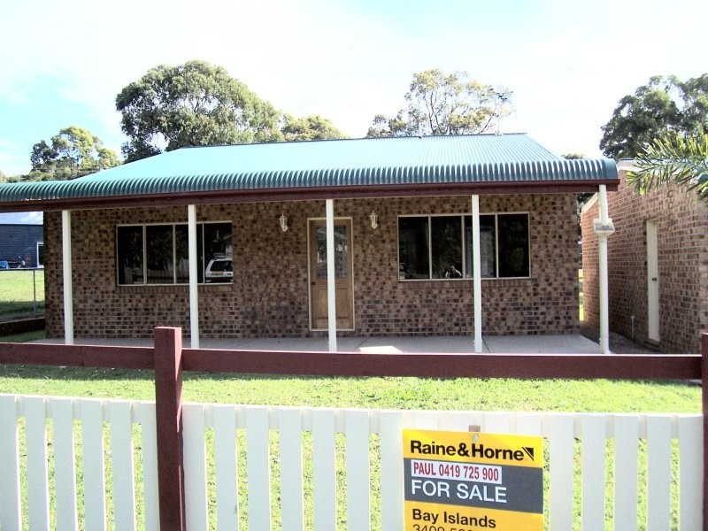 9 CITRON ST, Macleay Island QLD 4184