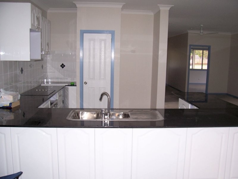 9 CITRON ST, Macleay Island QLD 4184