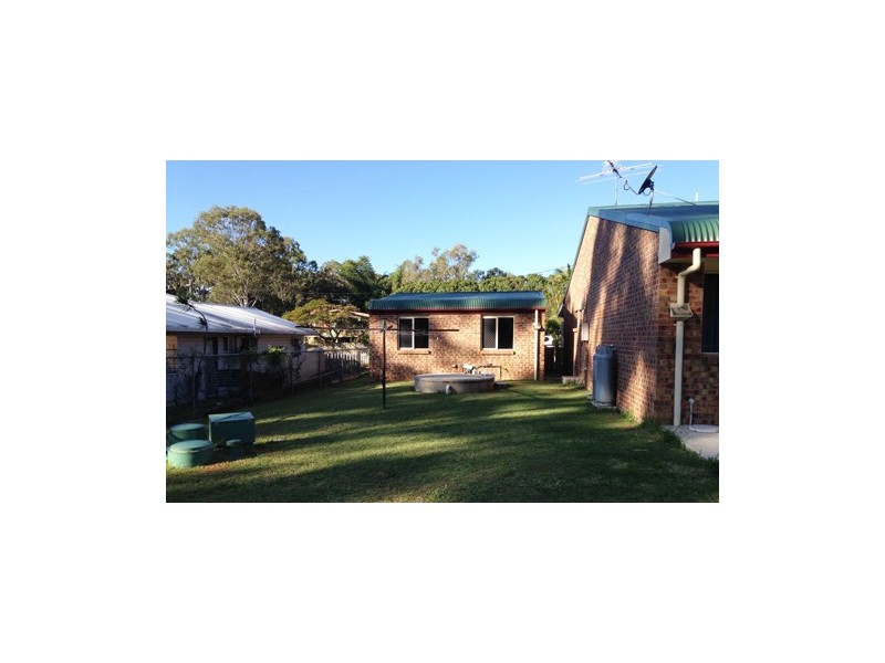 9 CITRON ST, Macleay Island QLD 4184