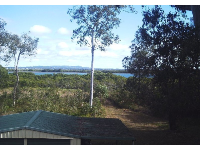 43 Piccaninny St, Macleay Island QLD 4184