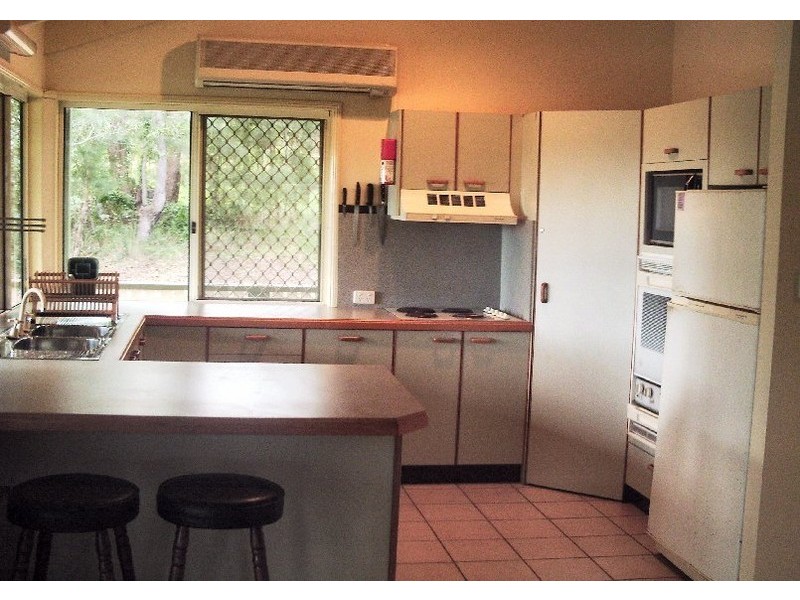 43 Piccaninny St, Macleay Island QLD 4184