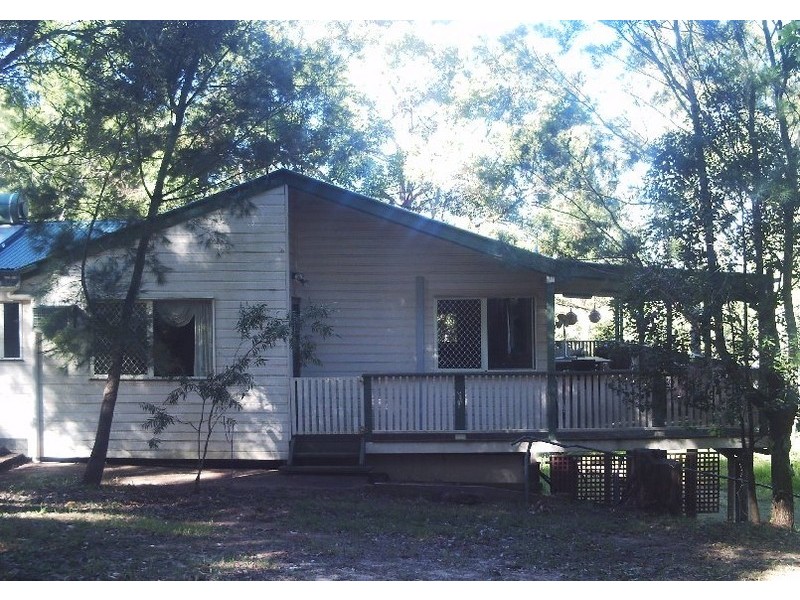 43 Piccaninny St, Macleay Island QLD 4184