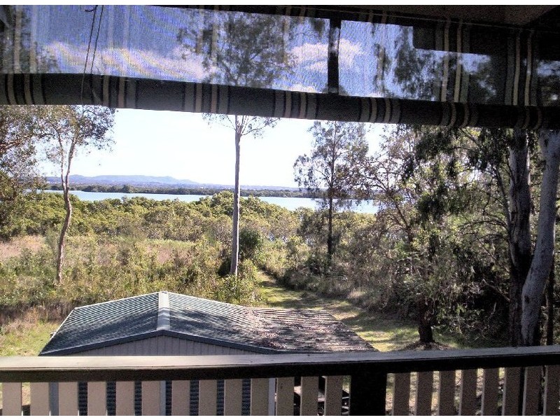 43 Piccaninny St, Macleay Island QLD 4184