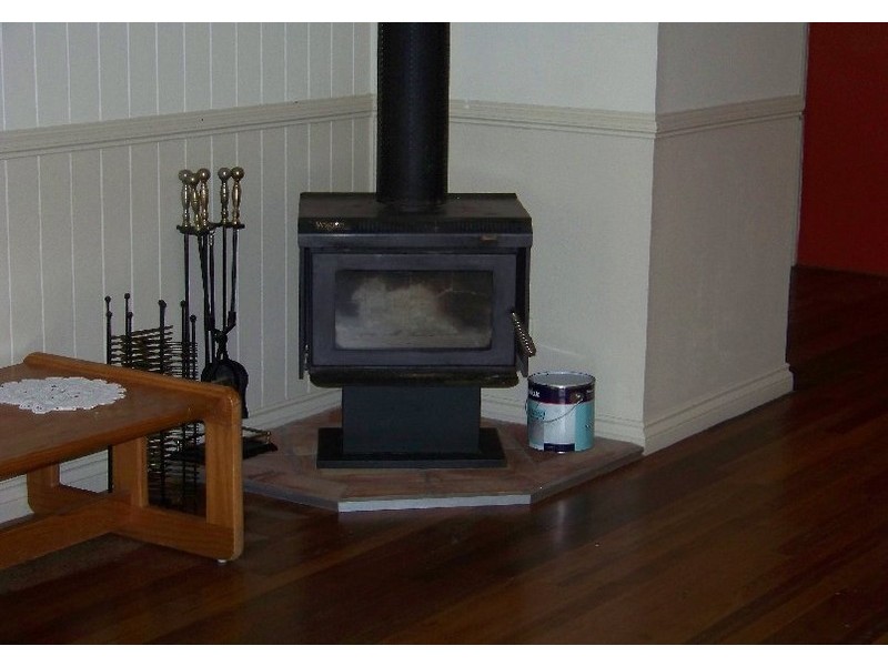 28 Vine Street, Macleay Island QLD 4184