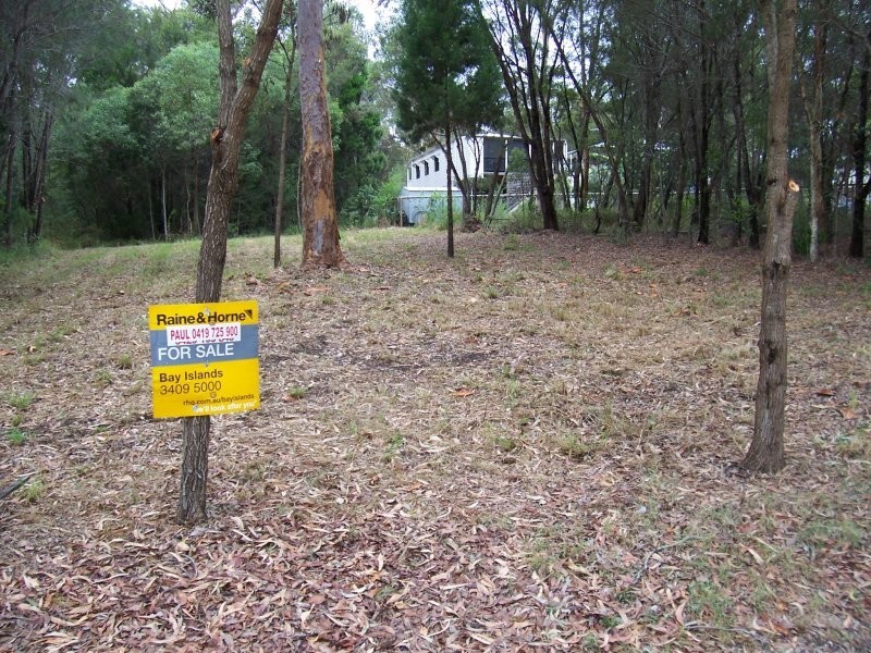 6 ATTUNGA ST, Macleay Island QLD 4184