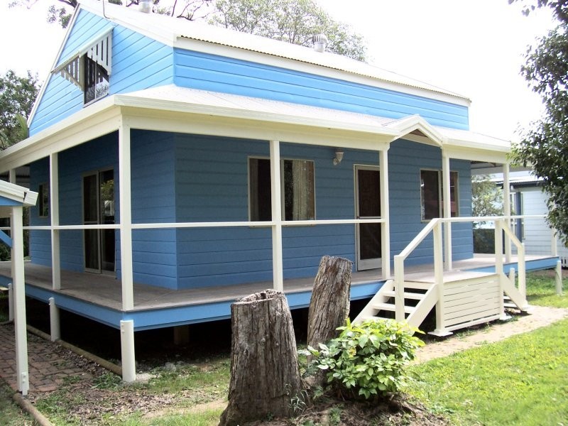 5 BETTY ST, Macleay Island QLD 4184