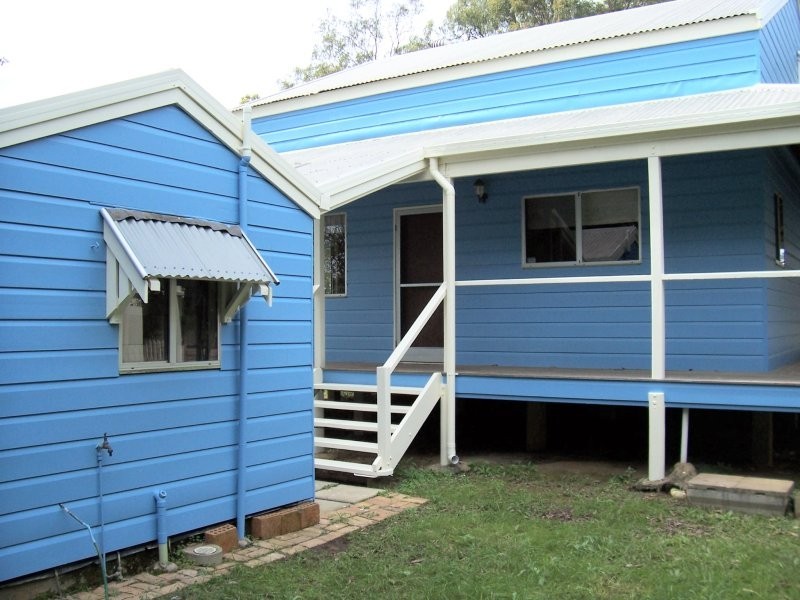 5 BETTY ST, Macleay Island QLD 4184