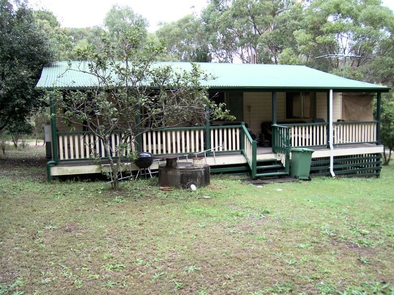 3 ARUMA ST, Macleay Island QLD 4184