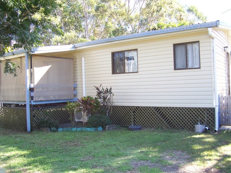 5 WILLIAM ST, Macleay Island QLD 4184