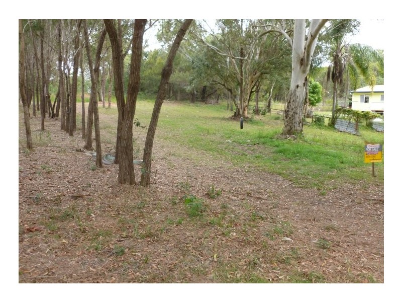 30 Hastings Terrace, Macleay Island QLD 4184