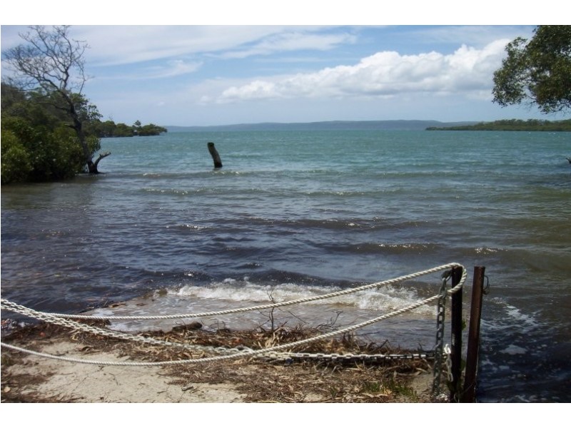 37 JAN ST, Macleay Island QLD 4184