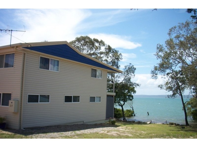 37 JAN ST, Macleay Island QLD 4184