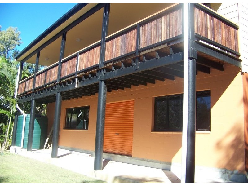 27 Beelong Street, Macleay Island QLD 4184
