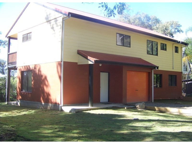 27 Beelong Street, Macleay Island QLD 4184