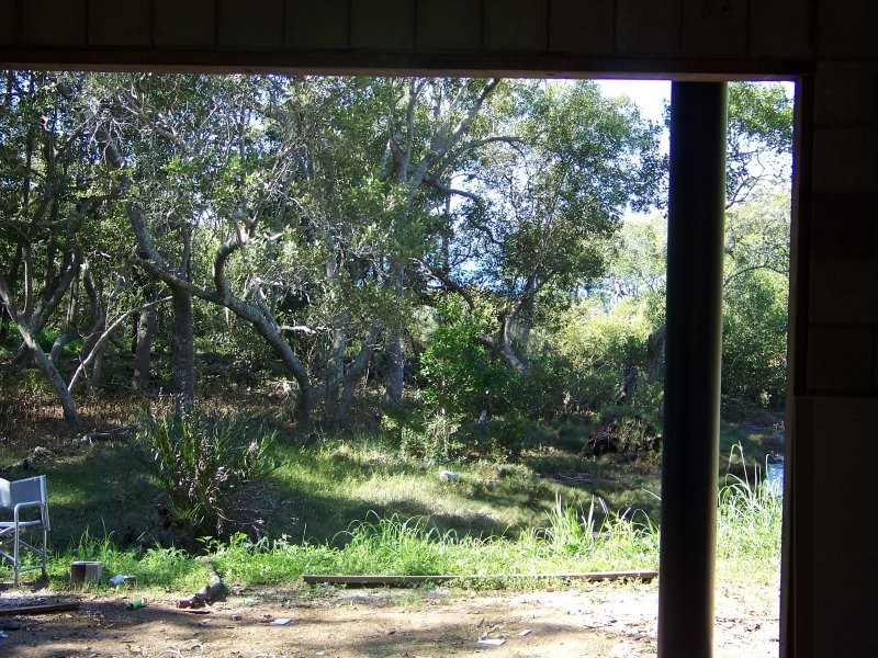 27 Beelong Street, Macleay Island QLD 4184