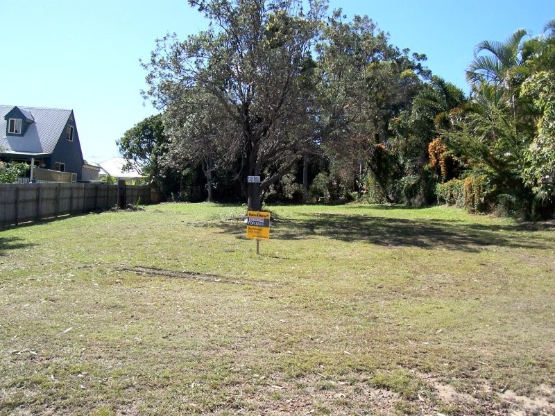 14 ALISTAIR CRT, Macleay Island QLD 4184