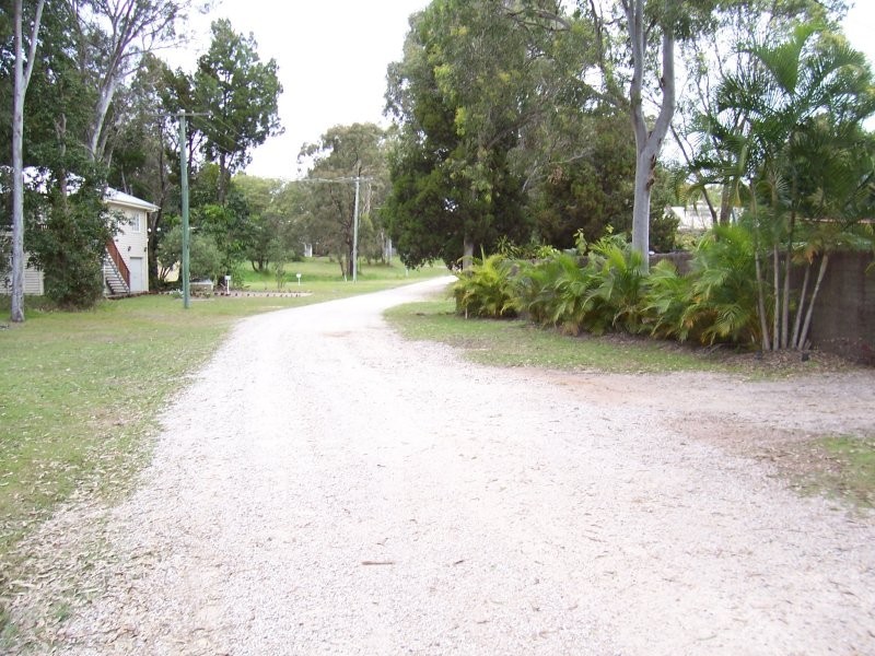 80 CHARLES TCE, Macleay Island QLD 4184