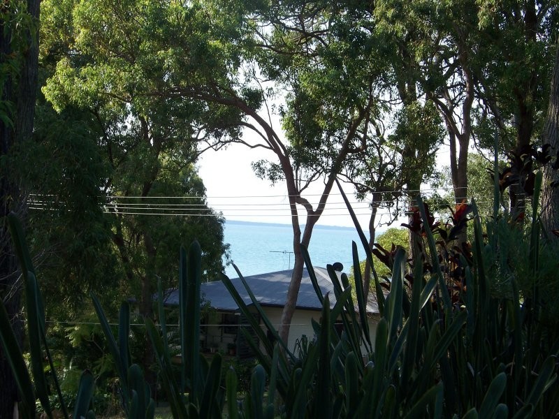 92 Beelong Street, Macleay Island QLD 4184