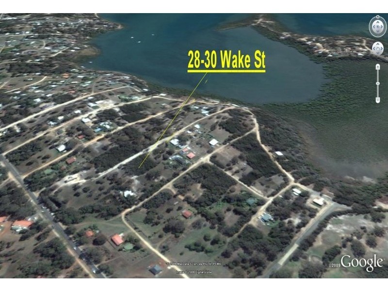 28-30 WAKE ST, Macleay Island QLD 4184