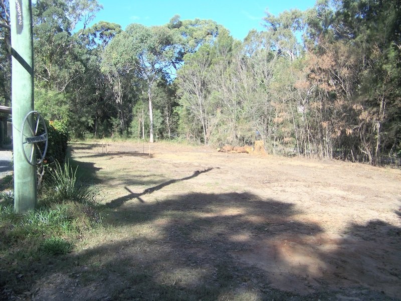 2 Natone Tce, Macleay Island QLD 4184