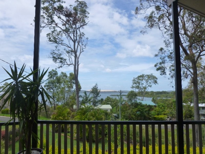54 BEELONG ST, Macleay Island QLD 4184
