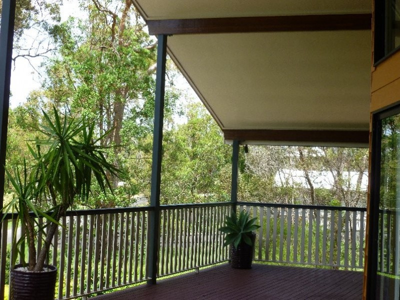 54 BEELONG ST, Macleay Island QLD 4184