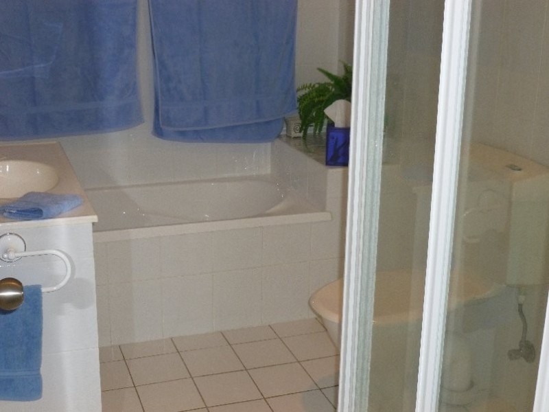 54 BEELONG ST, Macleay Island QLD 4184