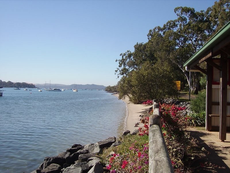 23 Noyes pde, Karragarra Island QLD 4184