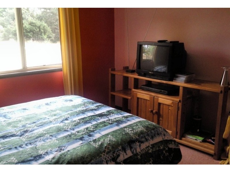 12 ORANA ST, Macleay Island QLD 4184