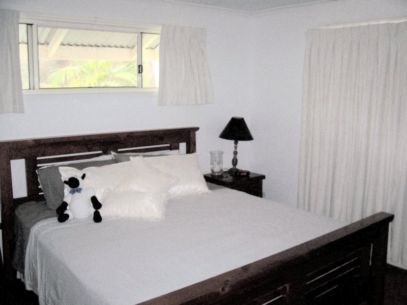 46 WESTERN RD, Macleay Island QLD 4184