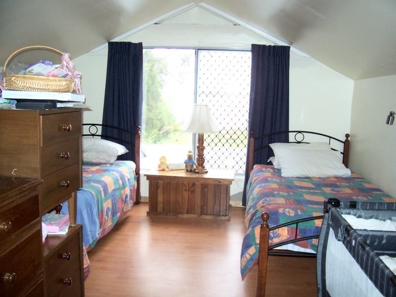 46 WESTERN RD, Macleay Island QLD 4184