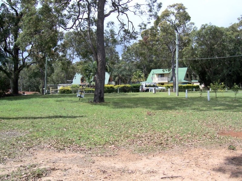 43 COONDOOROOPA DV, Macleay Island QLD 4184