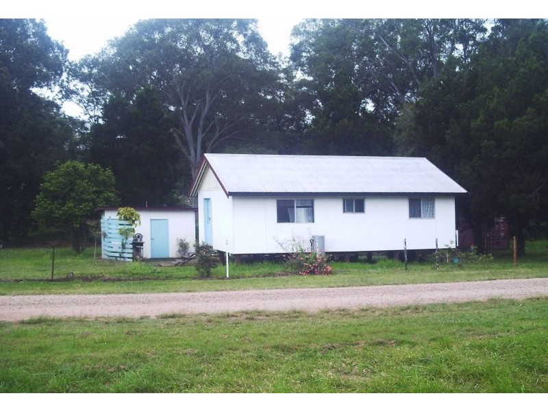 25-27 BETTY ST, Macleay Island QLD 4184