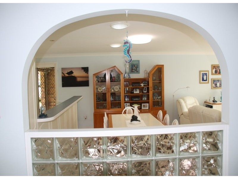 115 BEELONG ST, Macleay Island QLD 4184