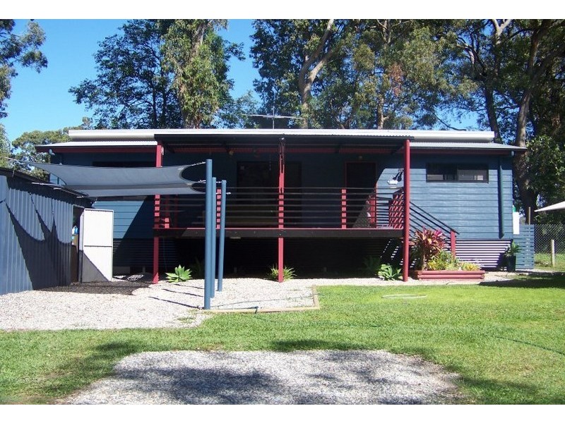 31 Kardinia Street, Macleay Island QLD 4184