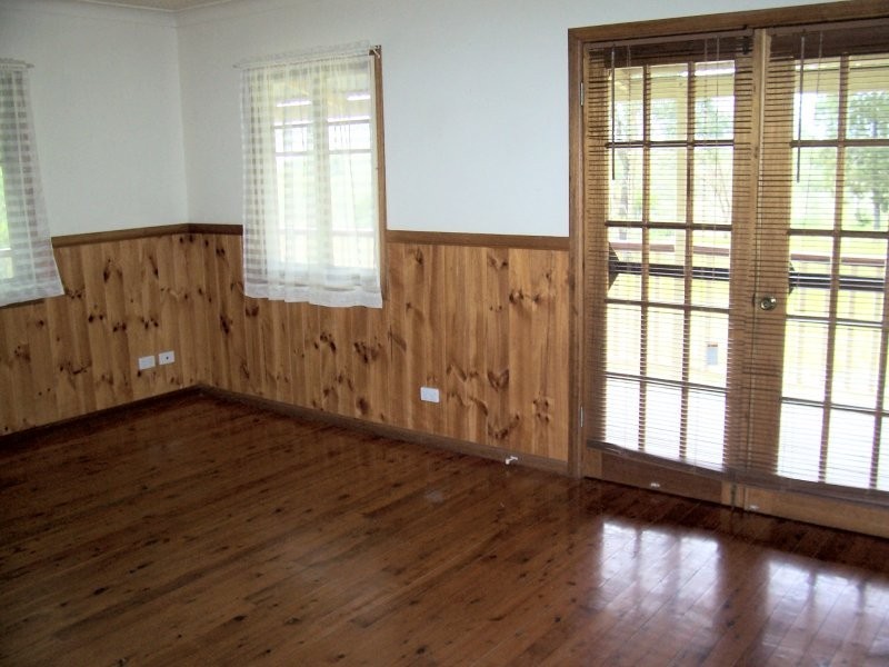 48 CHARLES TCE, Macleay Island QLD 4184