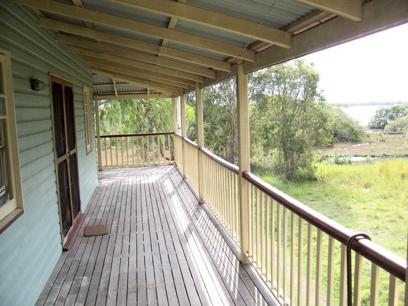 48 CHARLES TCE, Macleay Island QLD 4184
