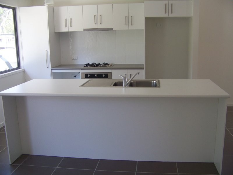 54 Coast Rd, Macleay Island QLD 4184