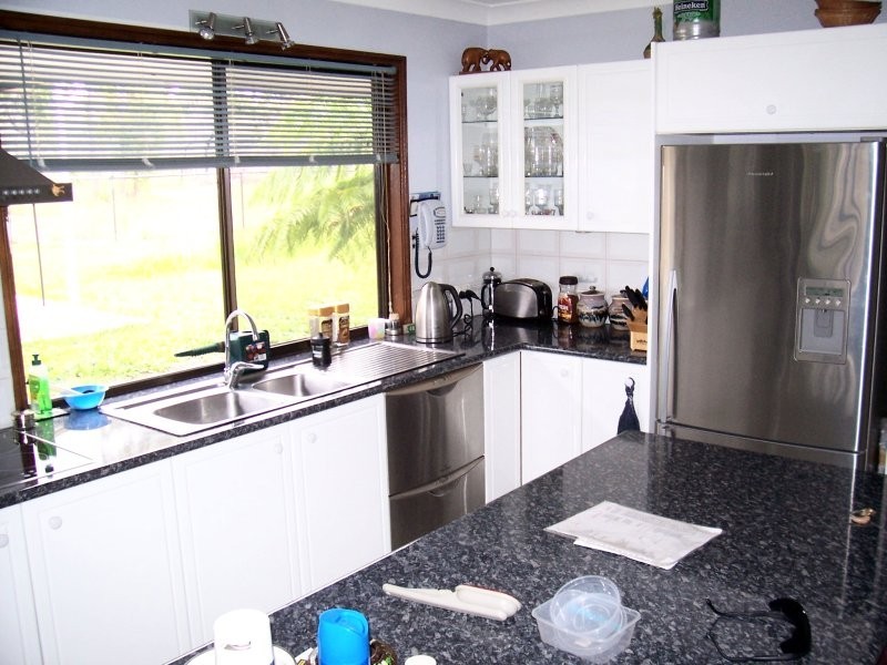 31 KOONWARRA PDE, Macleay Island QLD 4184