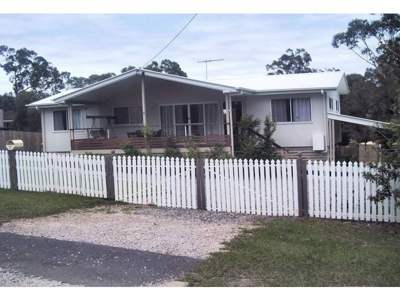 3 ALISTAIR COURT, Macleay Island QLD 4184