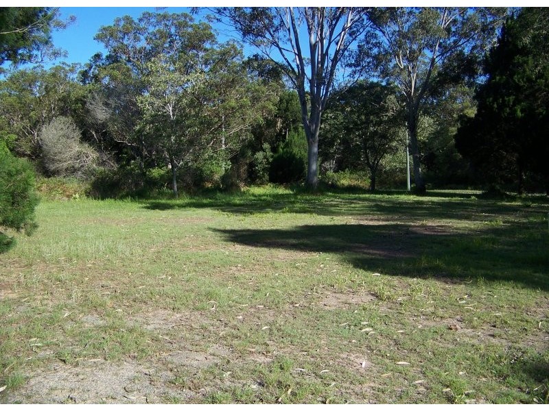 26 Attunga Street, Macleay Island QLD 4184