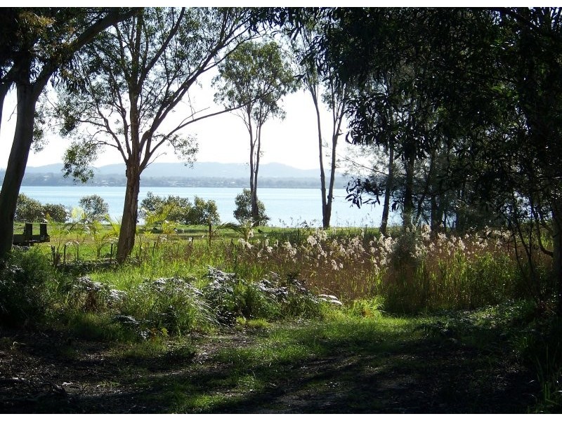 26 Attunga Street, Macleay Island QLD 4184
