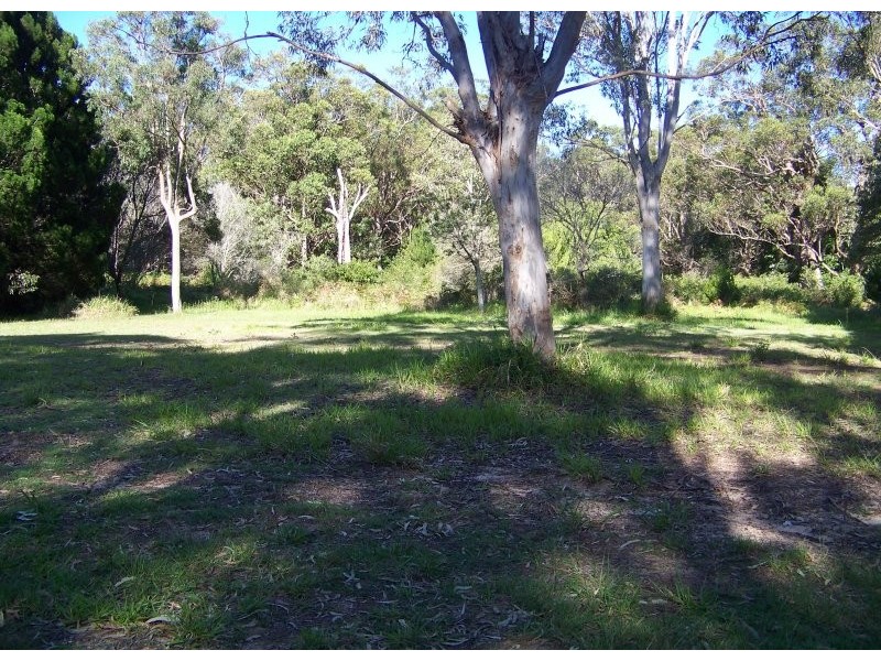 26 Attunga Street, Macleay Island QLD 4184