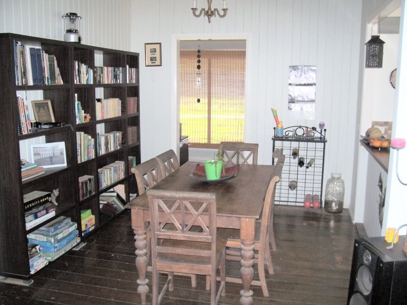 24 CITRON ST, Macleay Island QLD 4184