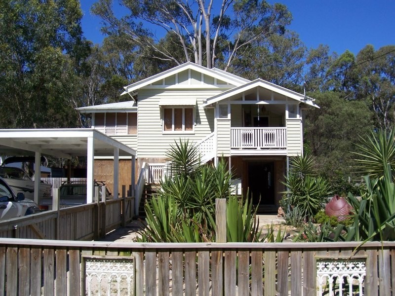 24 CITRON ST, Macleay Island QLD 4184
