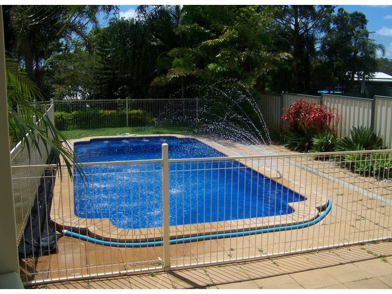 70 Francis Road, Macleay Island QLD 4184