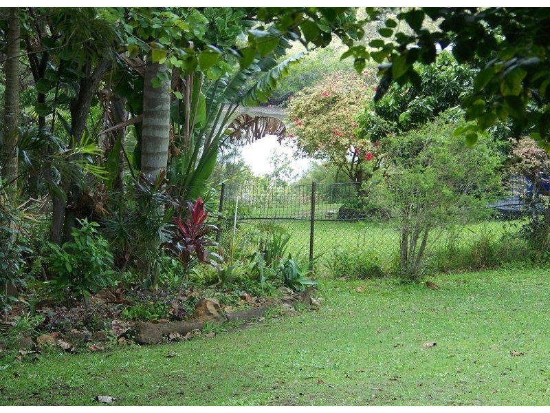 70 Francis Road, Macleay Island QLD 4184