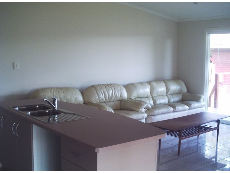 3 BAHAH ST, Macleay Island QLD 4184
