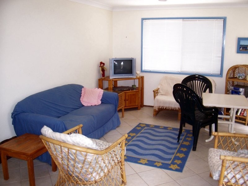 40 Morwong Street, Macleay Island QLD 4184